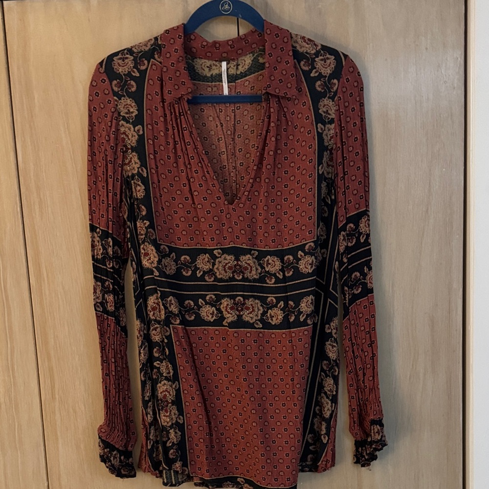 Free People Floral Patterned Women's Top